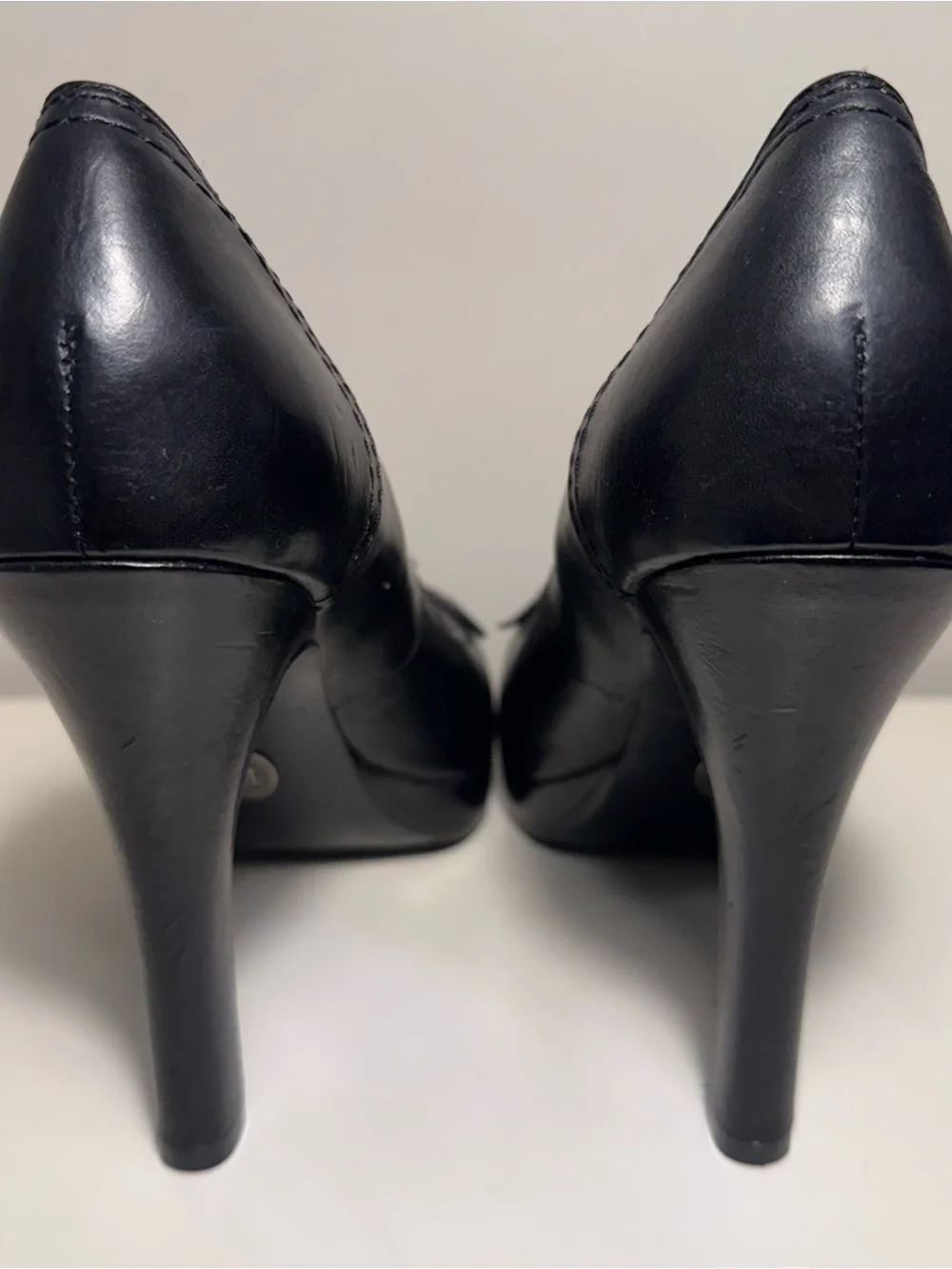 Frye Gail Pump Leather Buckle Heels Women’s Size 9.5 Black Brown Western Silver